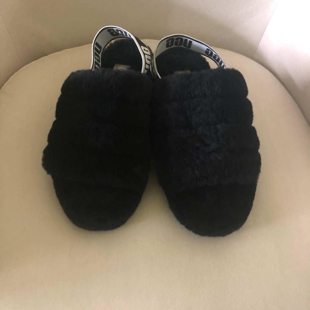 Black ugg slippers